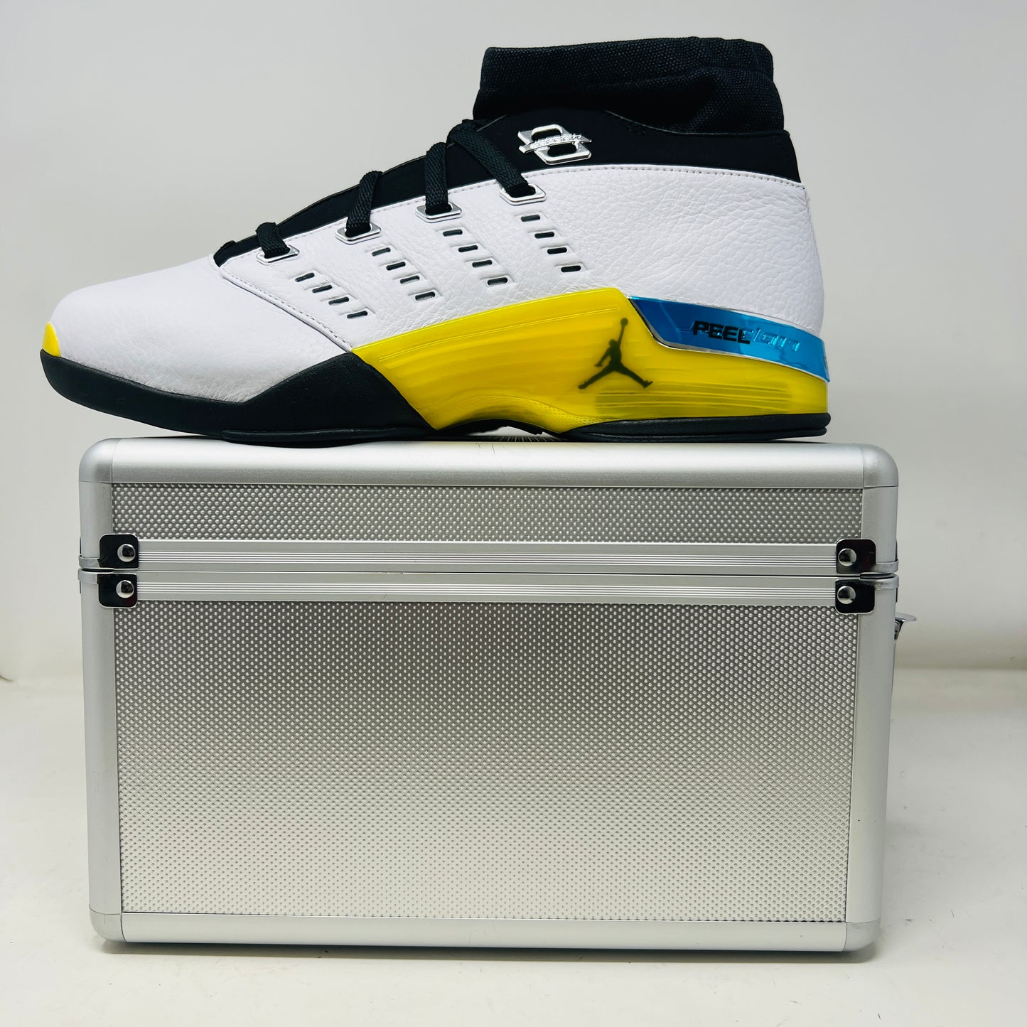 Jordan 17 Retro Low All-Star Lightning (2024)