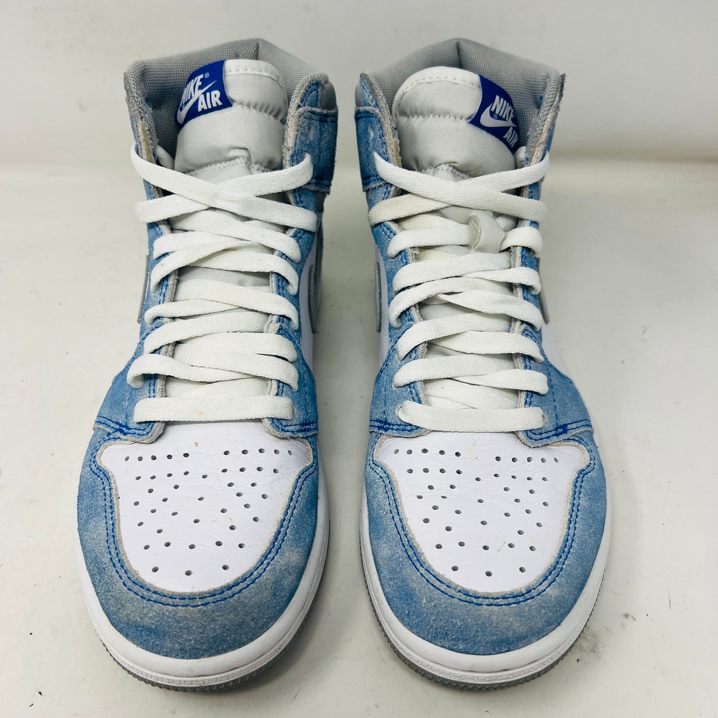 Jordan 1 Retro High Hyper Royal Smoke Grey