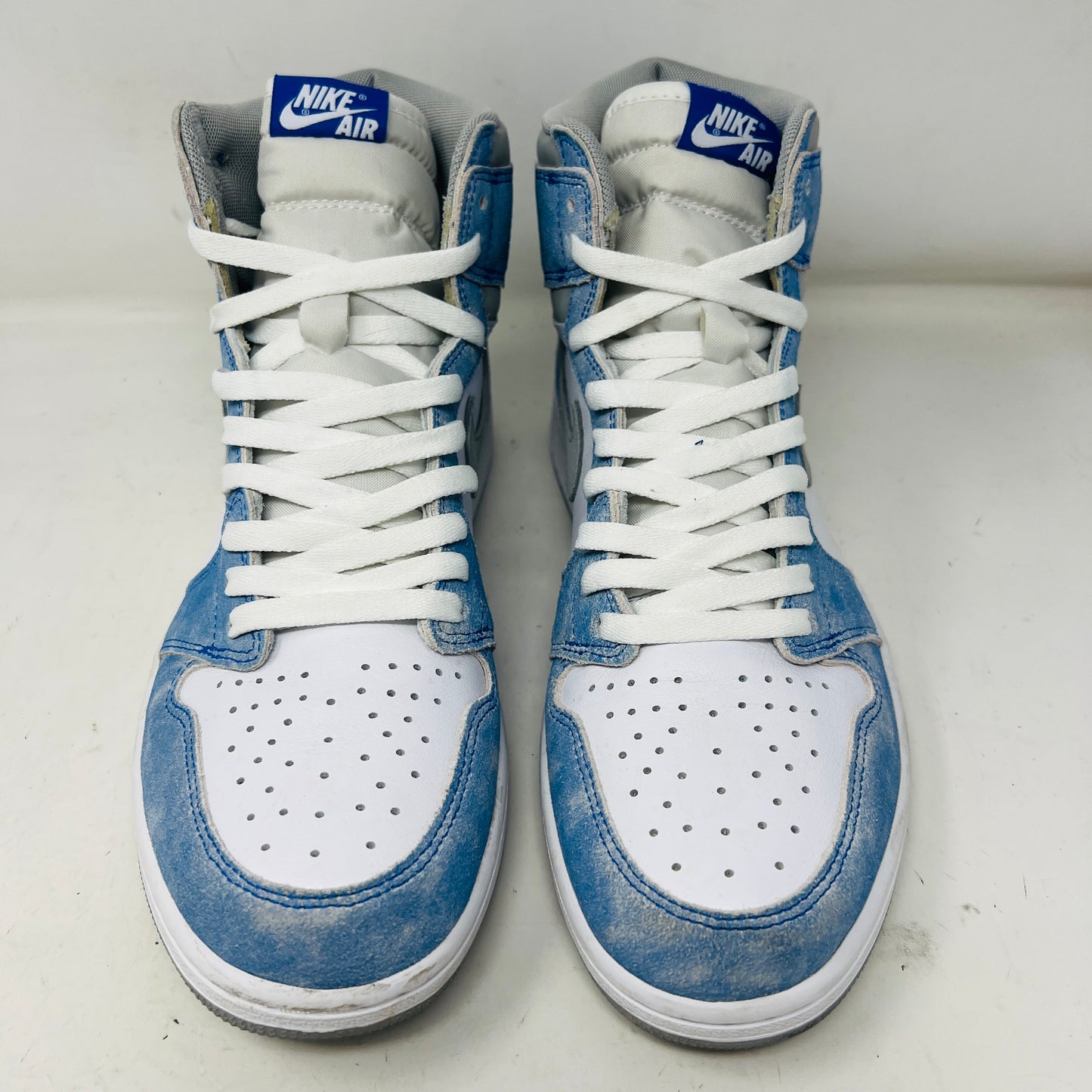Jordan 1 Retro High Hyper Royal Smoke Grey