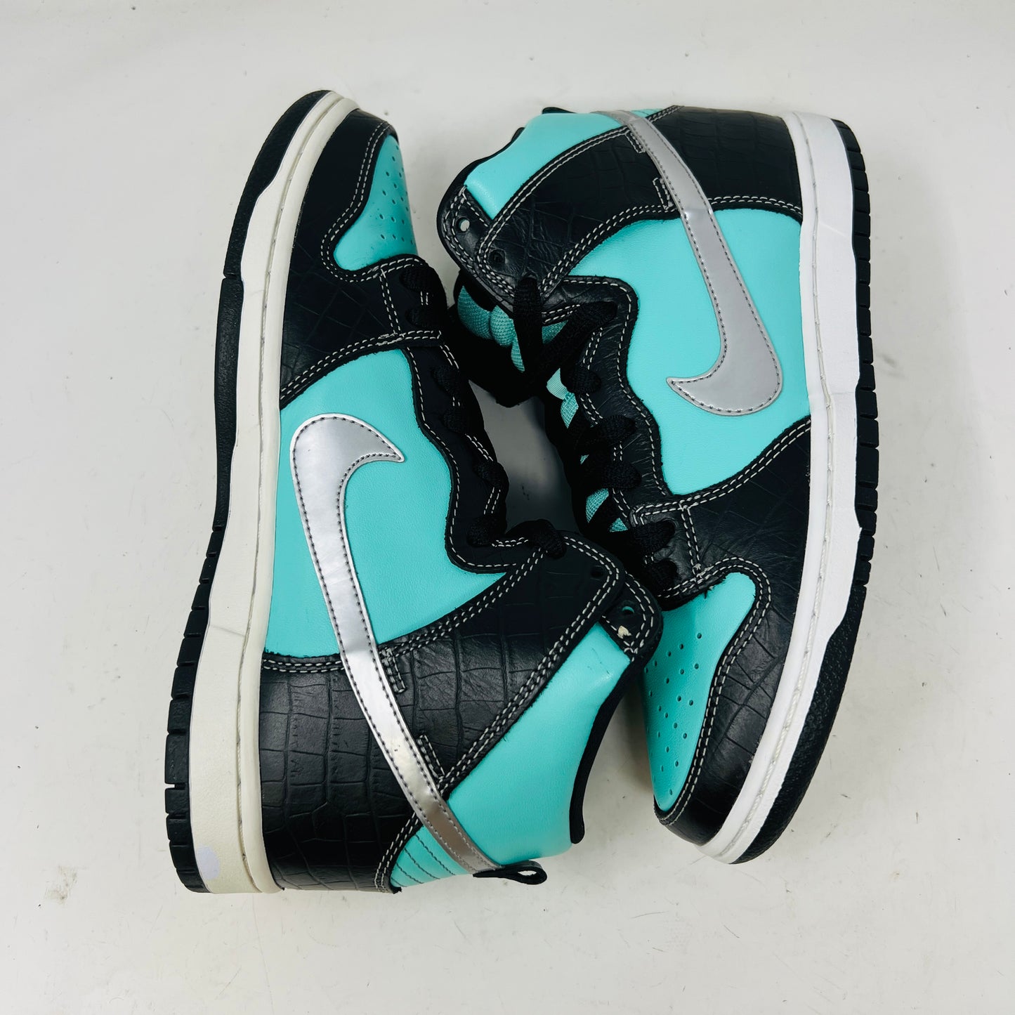 Nike SB Dunk High Diamond Supply Co.