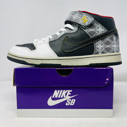 Nike SB Dunk Mid Beijing Triumvir Fly