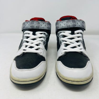 Nike SB Dunk Mid Beijing Triumvir Fly