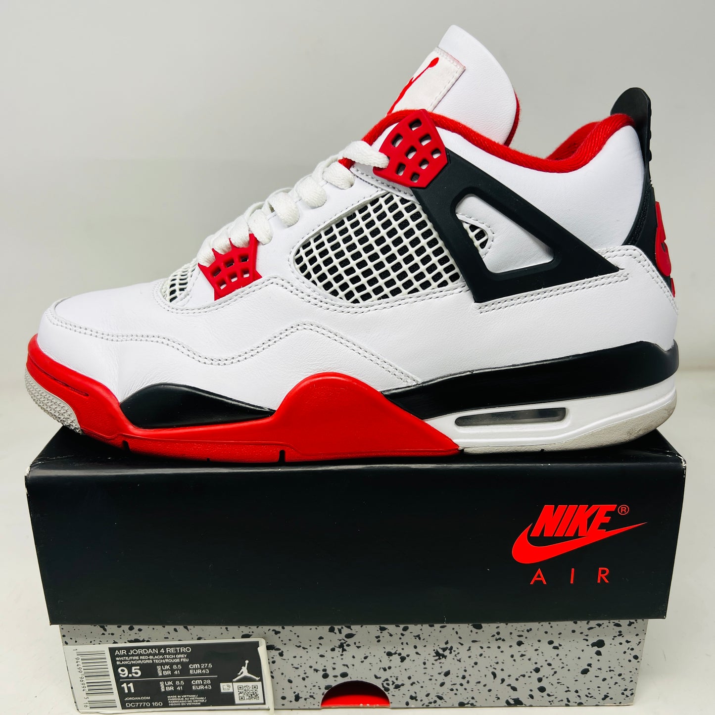 Jordan 4 Retro Fire Red (2020)