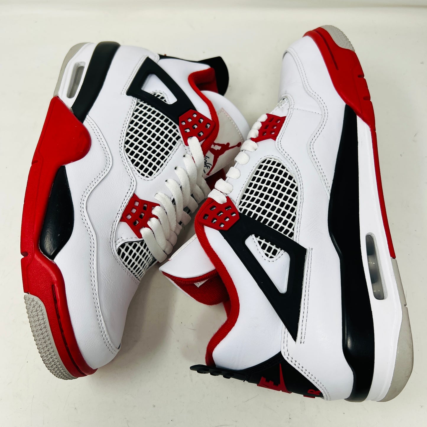 Jordan 4 Retro Fire Red (2020)