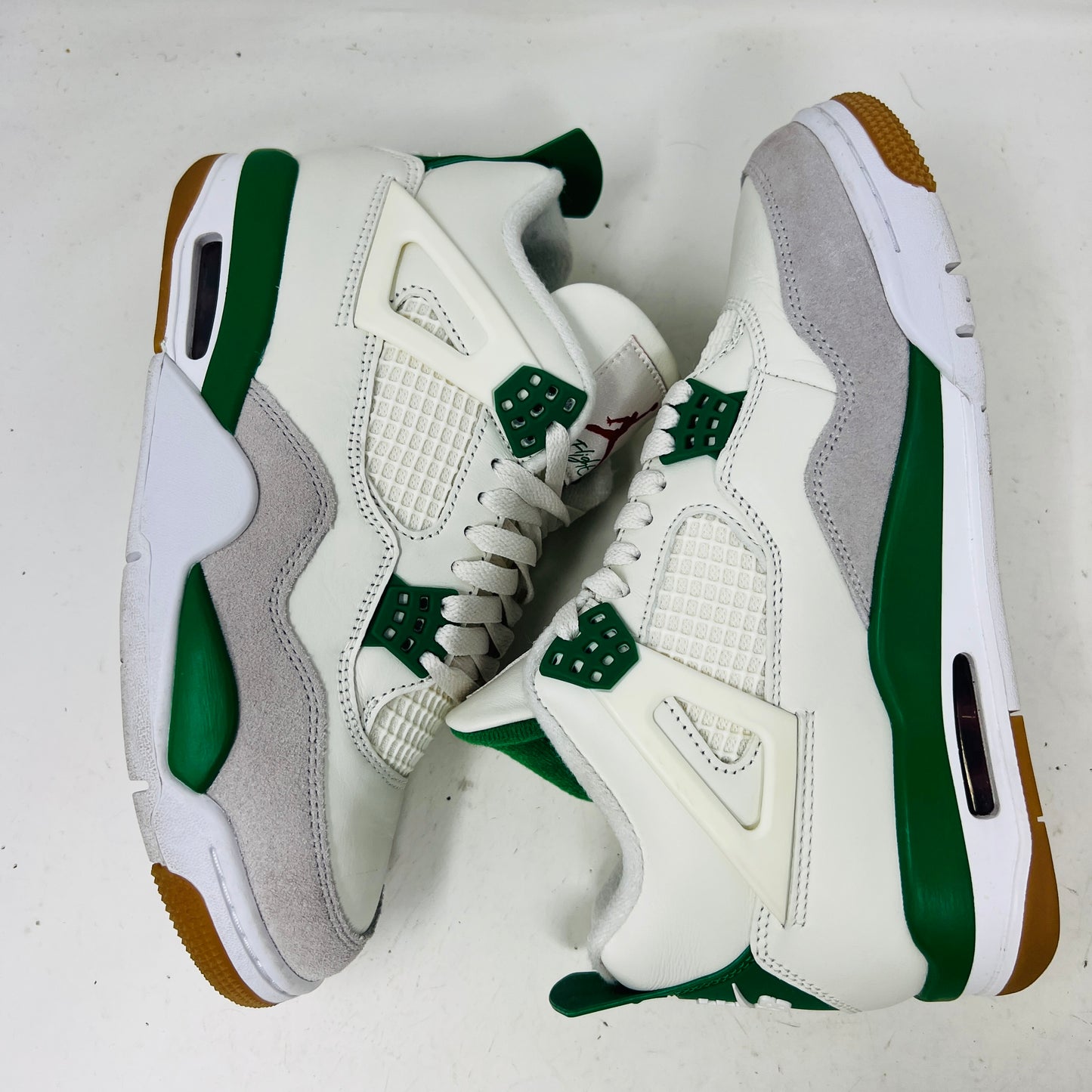Jordan 4 Retro SB Pine Green