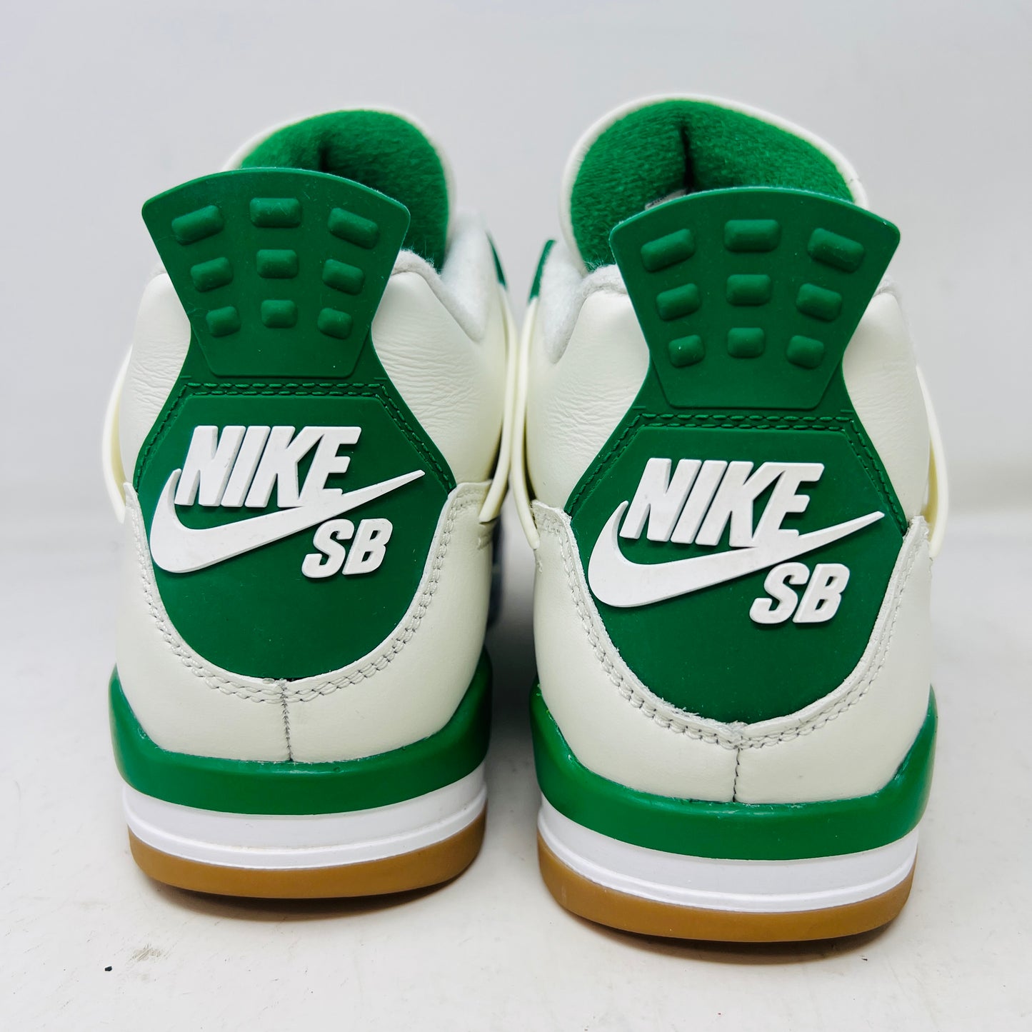 Jordan 4 Retro SB Pine Green