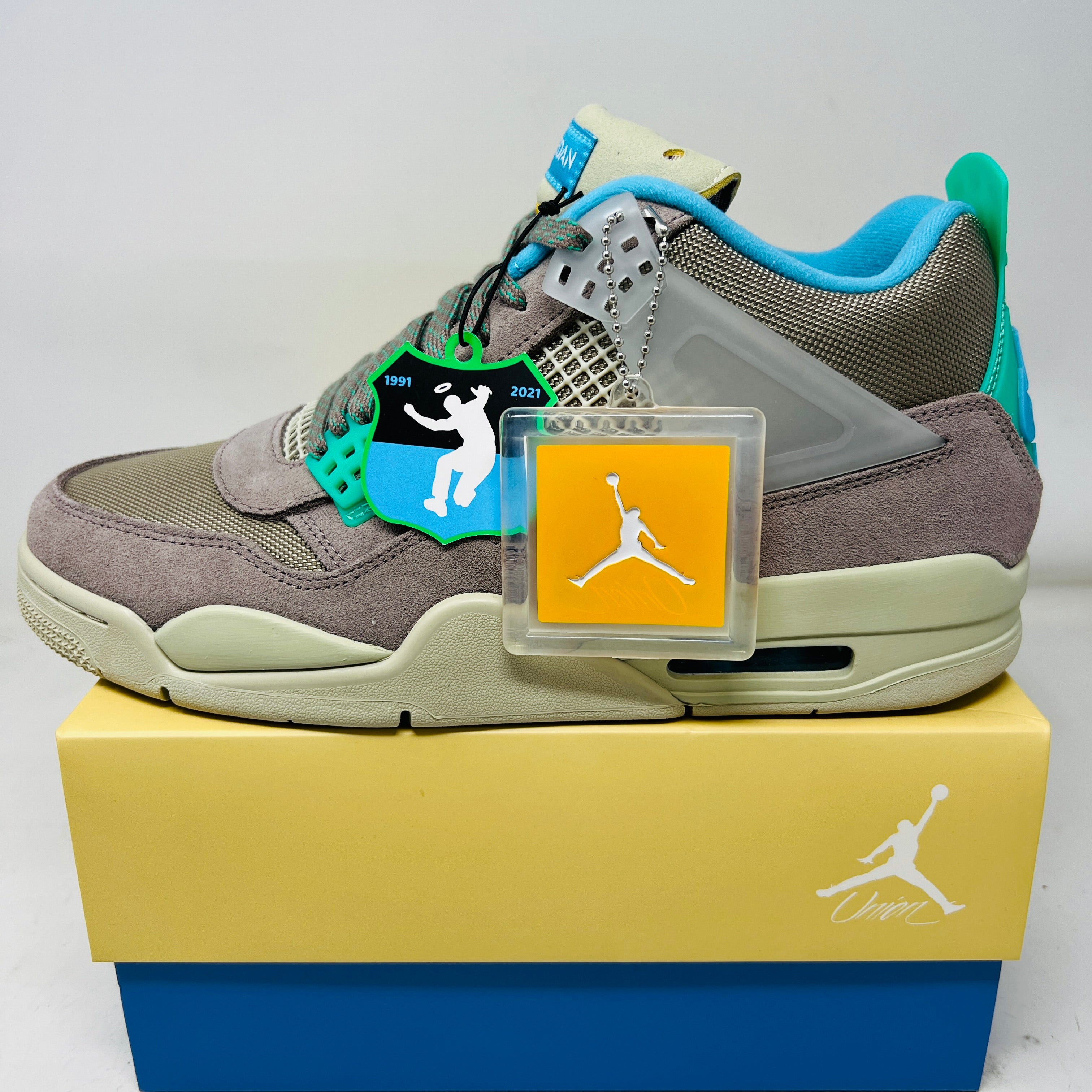 Jordan 4 Retro SP 30th Anniversary Union Taupe Haze – Holy Ground