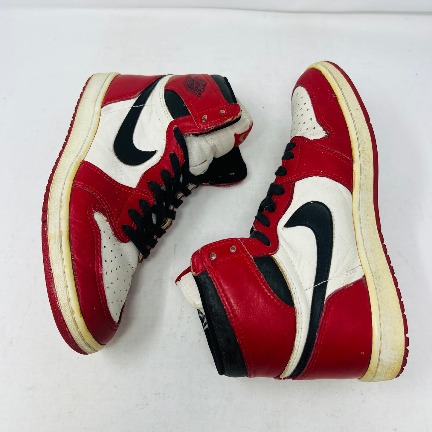 Jordan 1 OG Chicago (1985)