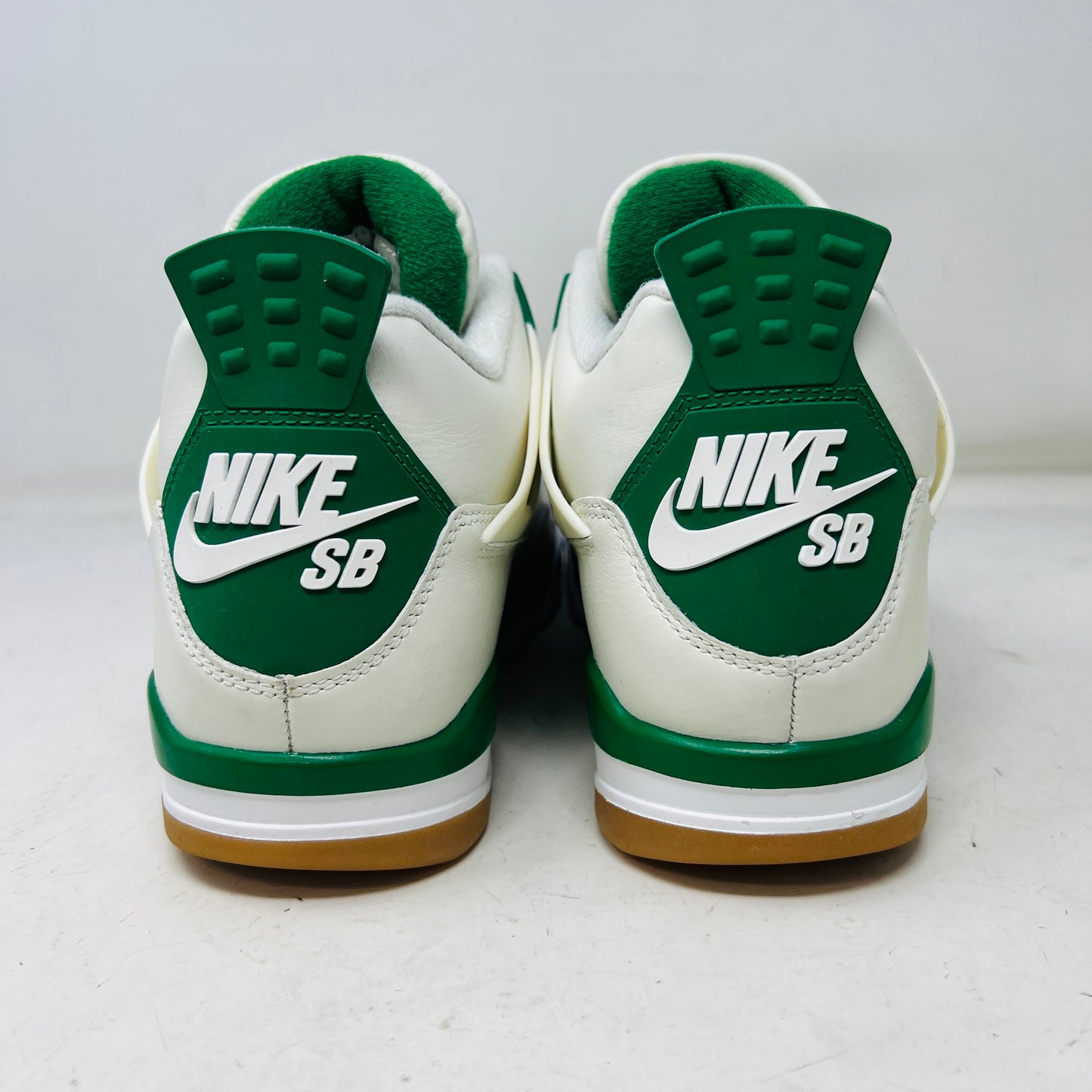 Jordan 4 Retro SB Pine Green