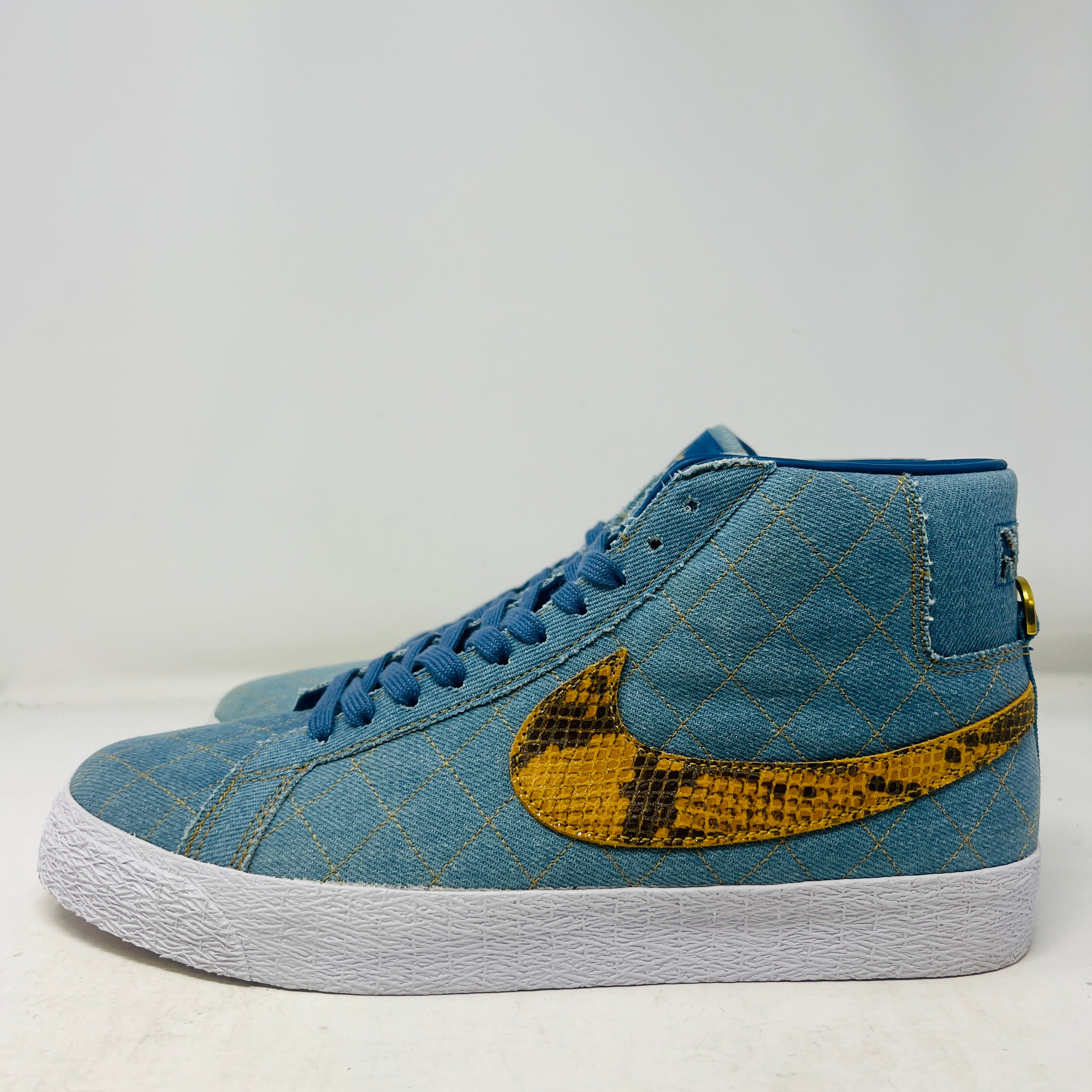 Nike SB Blazer Mid QS Supreme Denim – Holy Ground