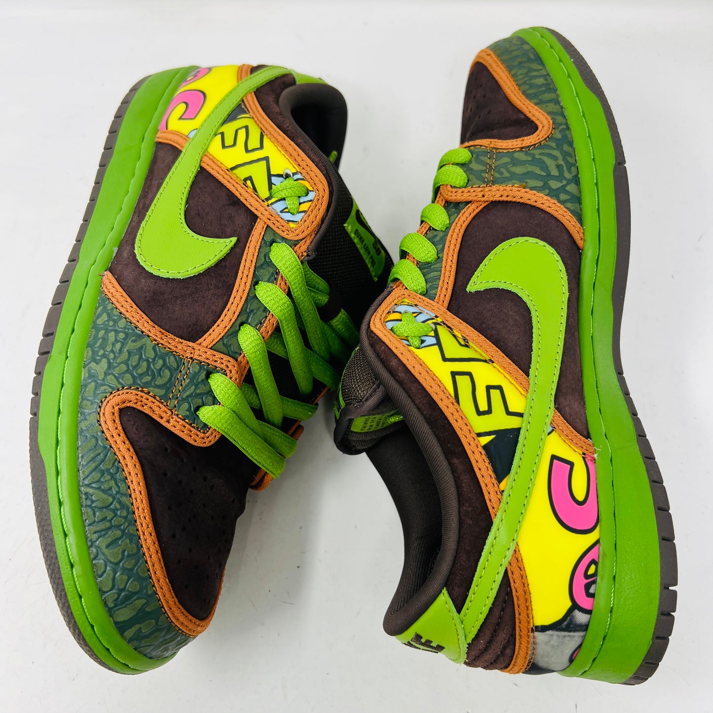 Nike SB Dunk Low De La Soul (2015)