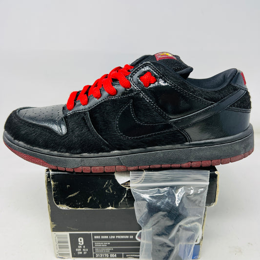Nike SB Dunk Low Mafia