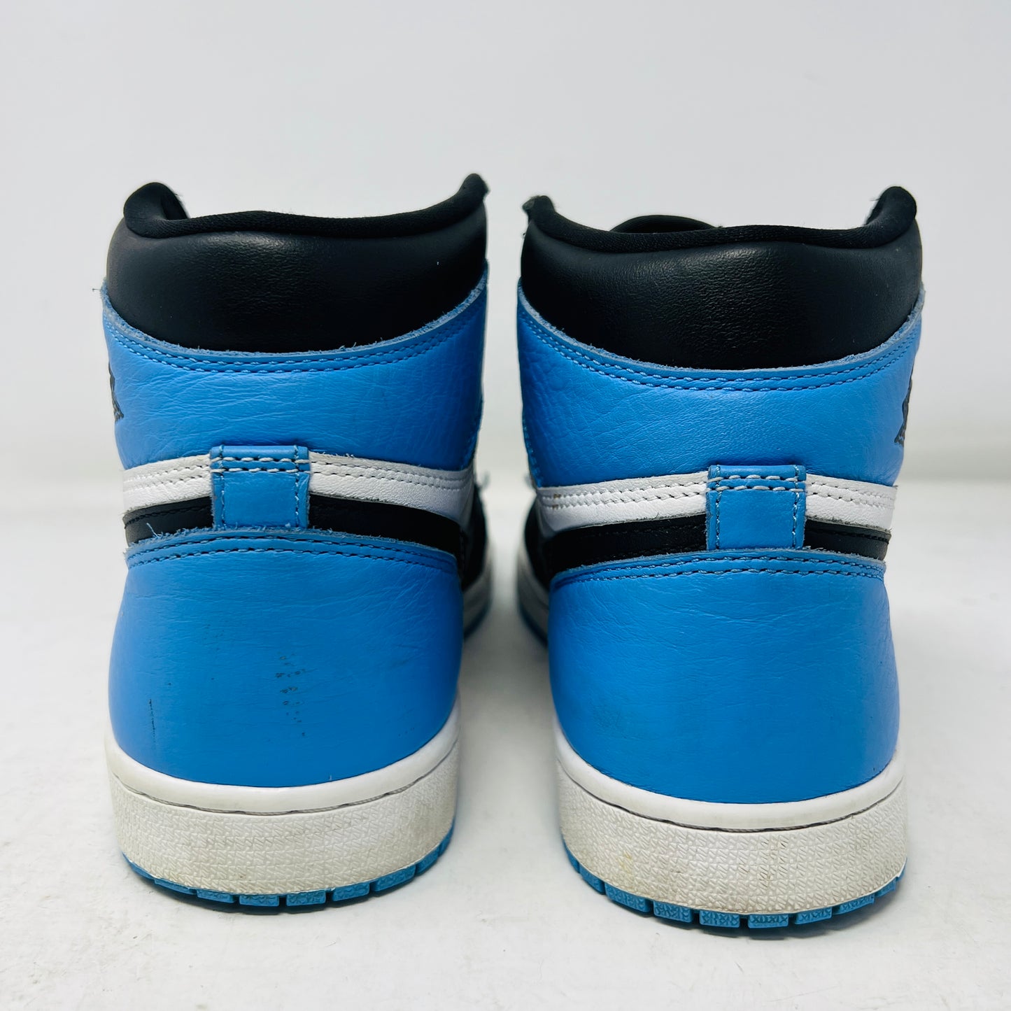 Jordan 1 Retro High OG UNC Toe