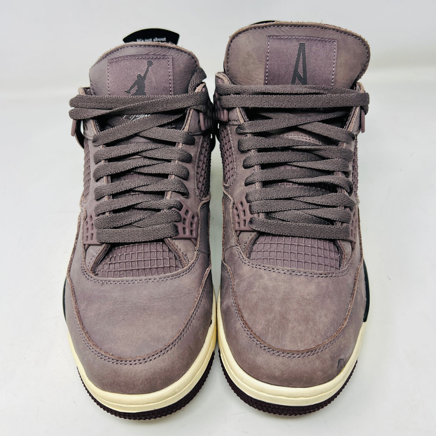 Jordan 4 Retro SP A Ma Maniére Violet Ore
