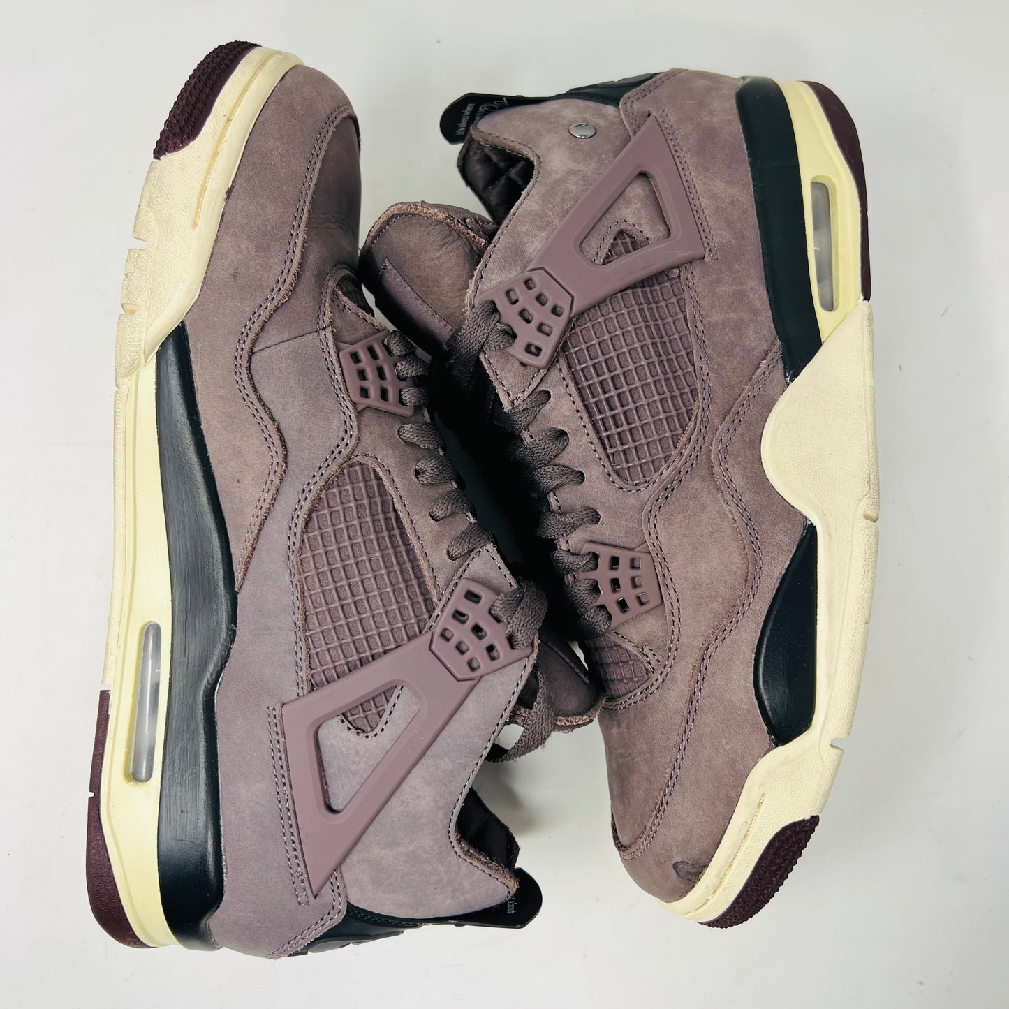 Jordan 4 Retro SP A Ma Maniére Violet Ore