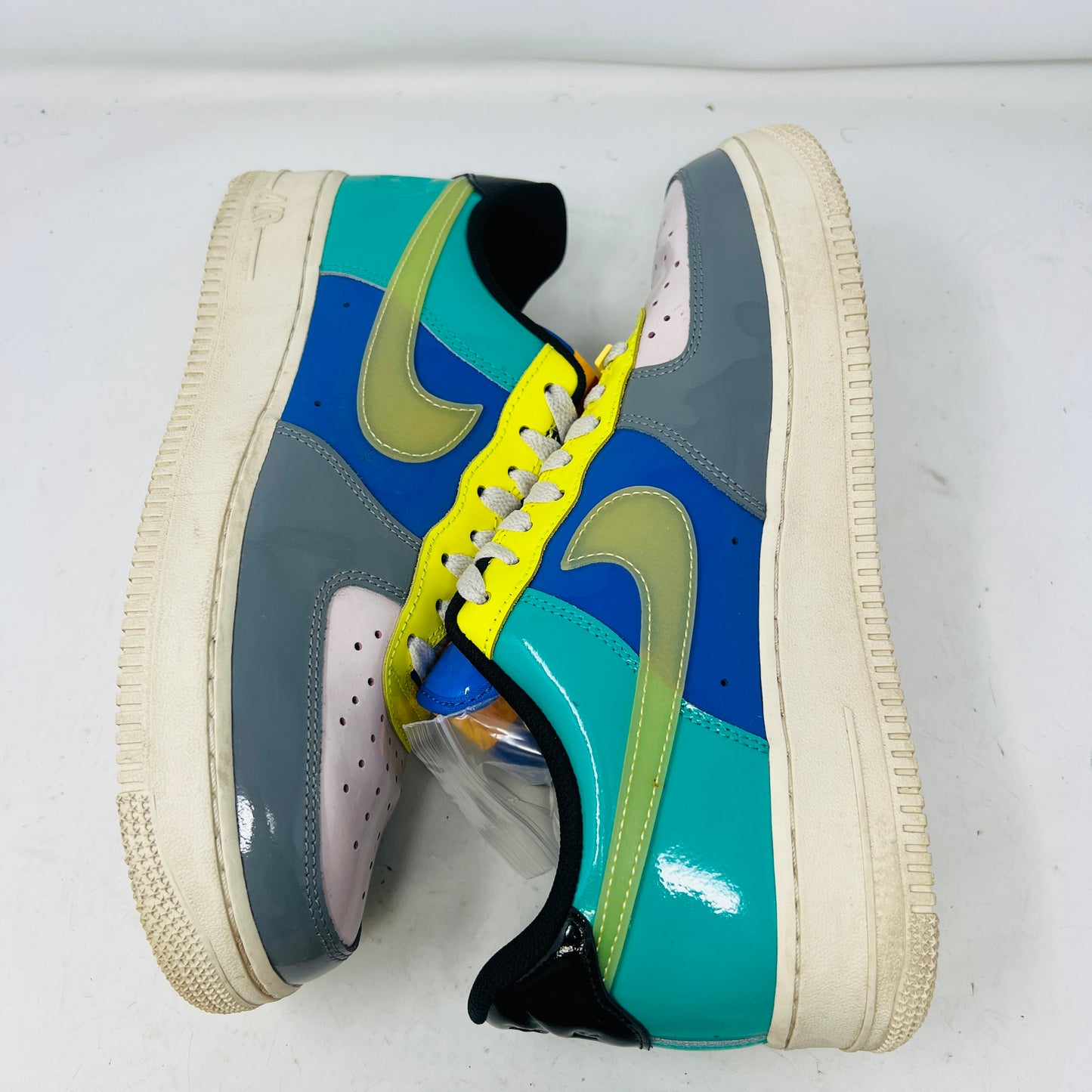Nike Air Force 1 Low SP Undefeated Multi-Patent Community