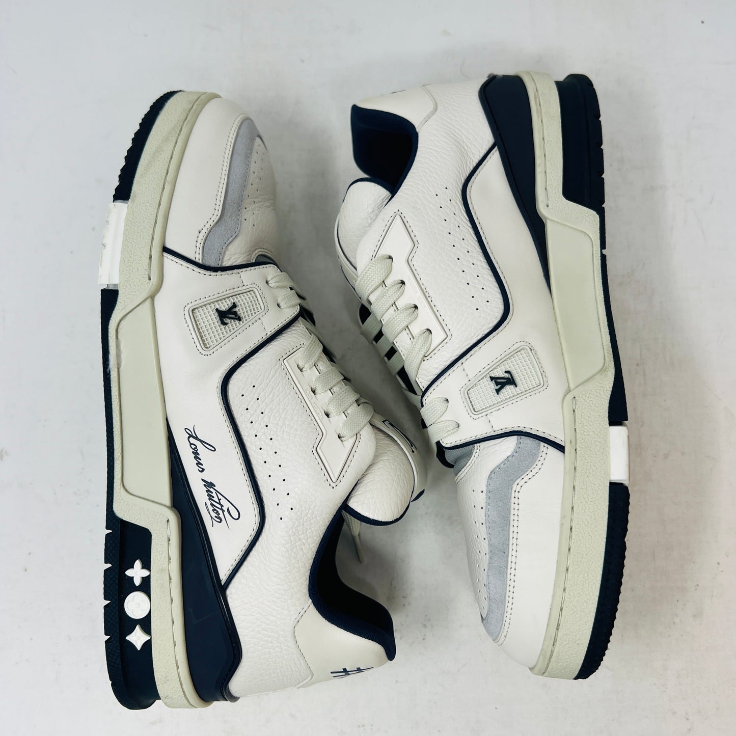 Louis Vuitton Trainer #54 Signature White Marine