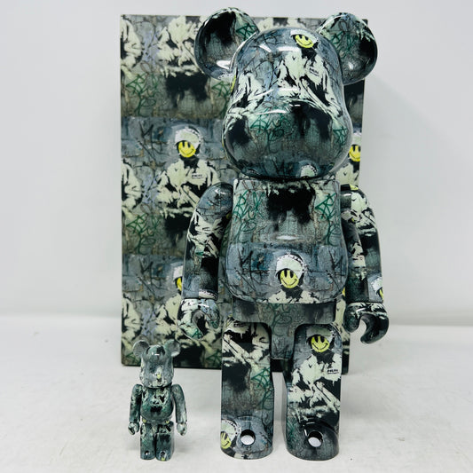 Bearbrick Riot Cop 100% & 400% Set