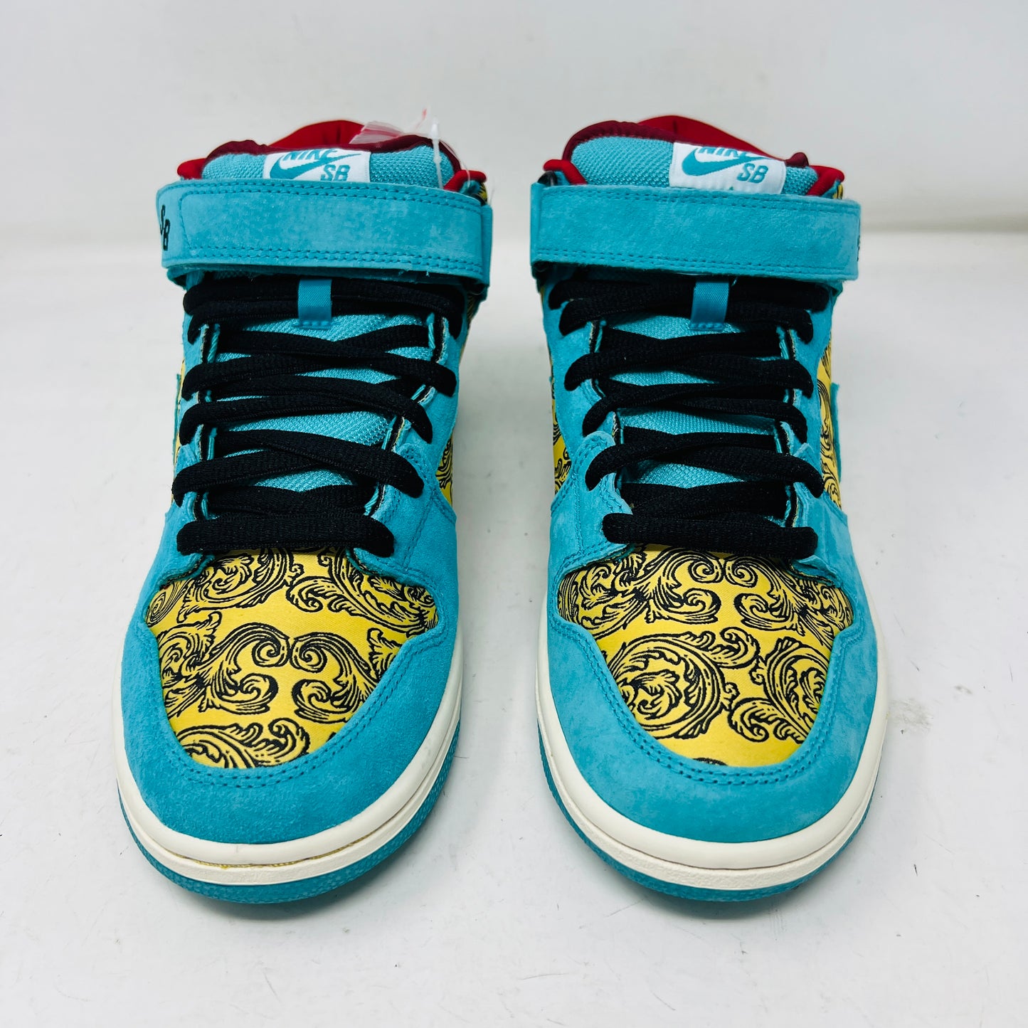 Nike SB Dunk Mid Premium Peacock