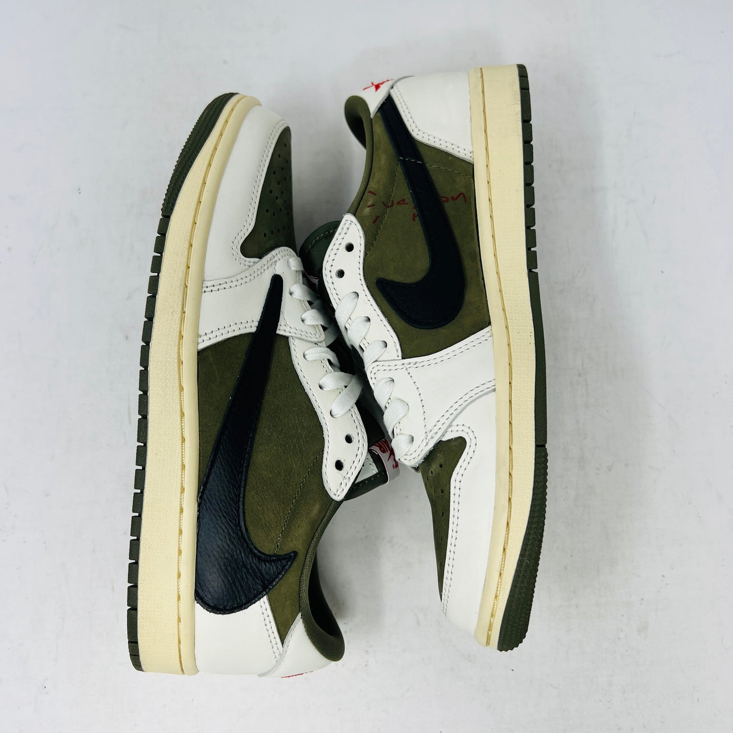 Jordan 1 Retro Low OG SP Travis Scott Medium Olive