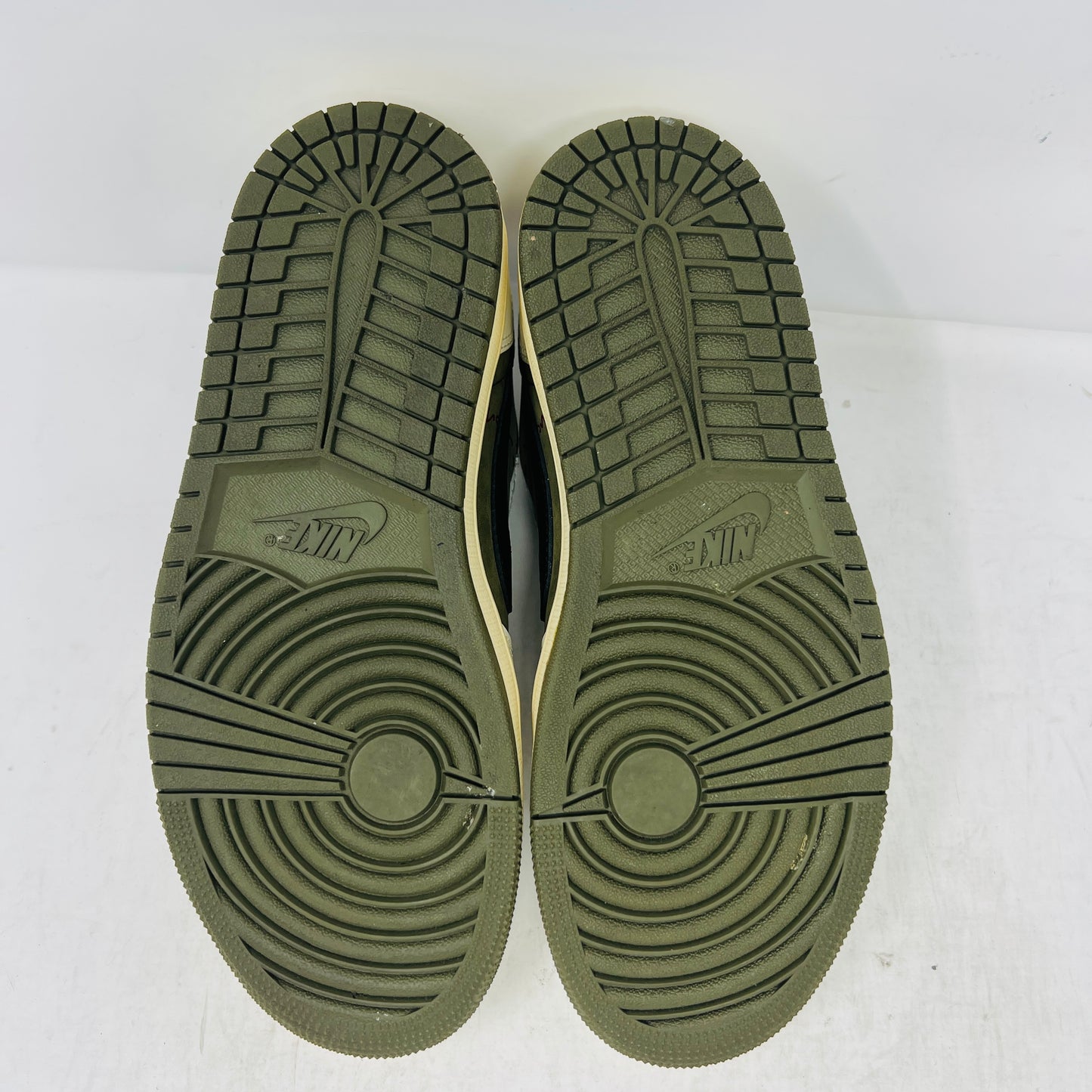 Jordan 1 Retro Low OG SP Travis Scott Medium Olive
