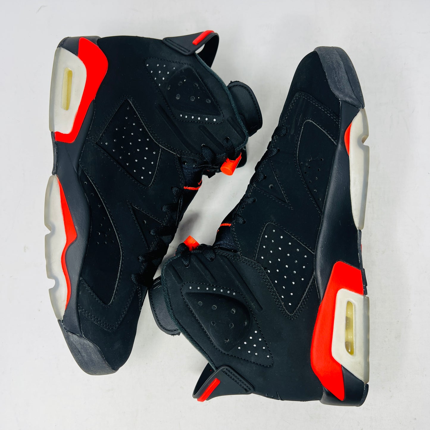 Jordan 6 Retro Black Infrared (2019)
