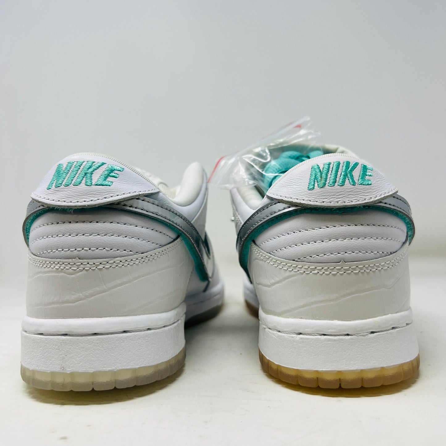 Nike SB Dunk Low Diamond Supply Co. White Diamond