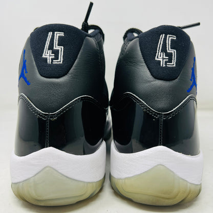Jordan 11 Retro Space Jam (2016)
