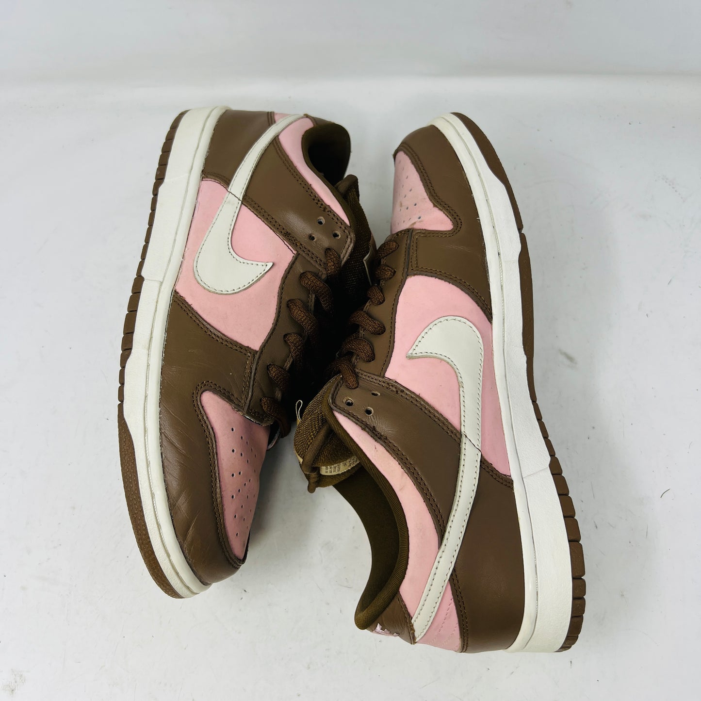 Nike SB Dunk Low Stussy Cherry