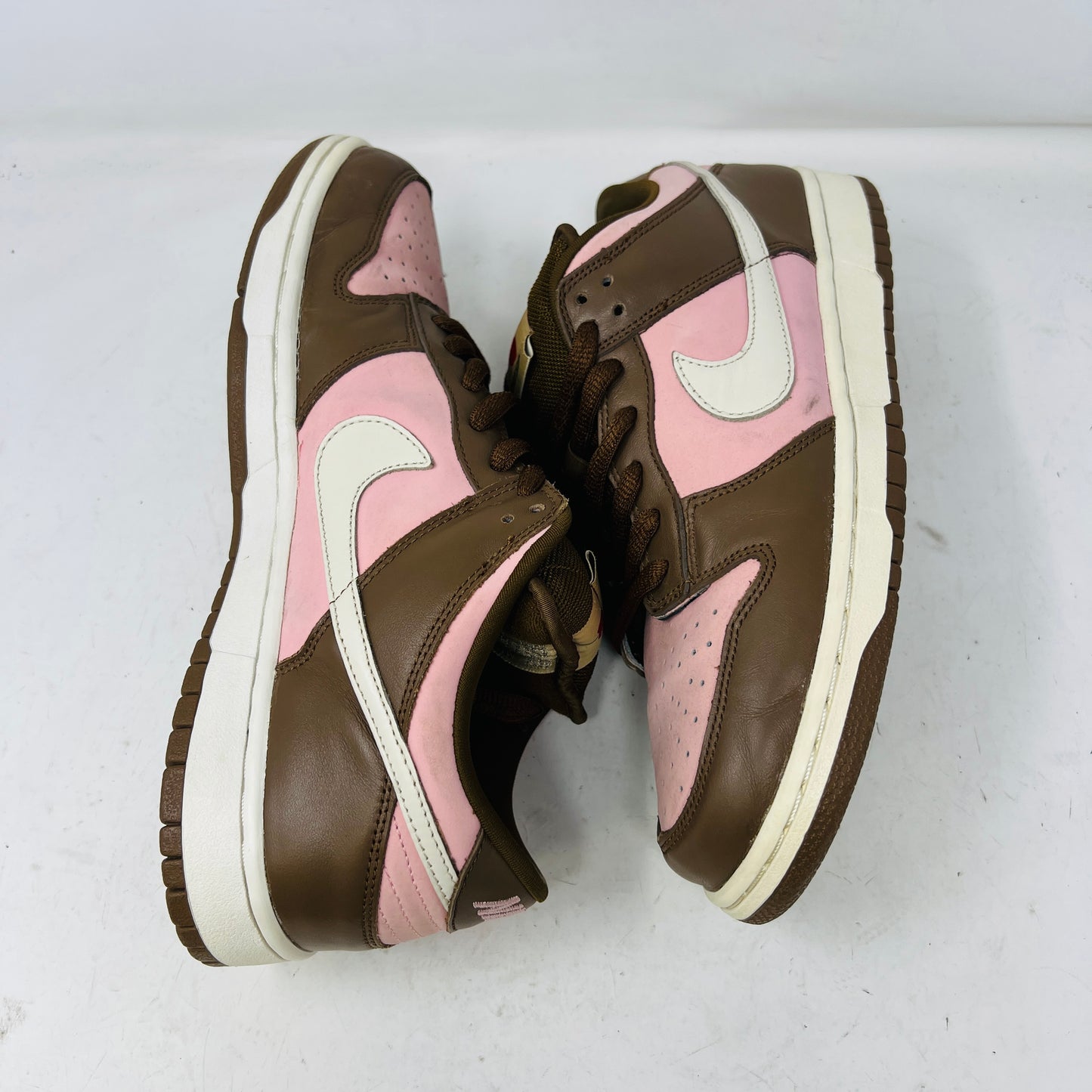 Nike SB Dunk Low Stussy Cherry