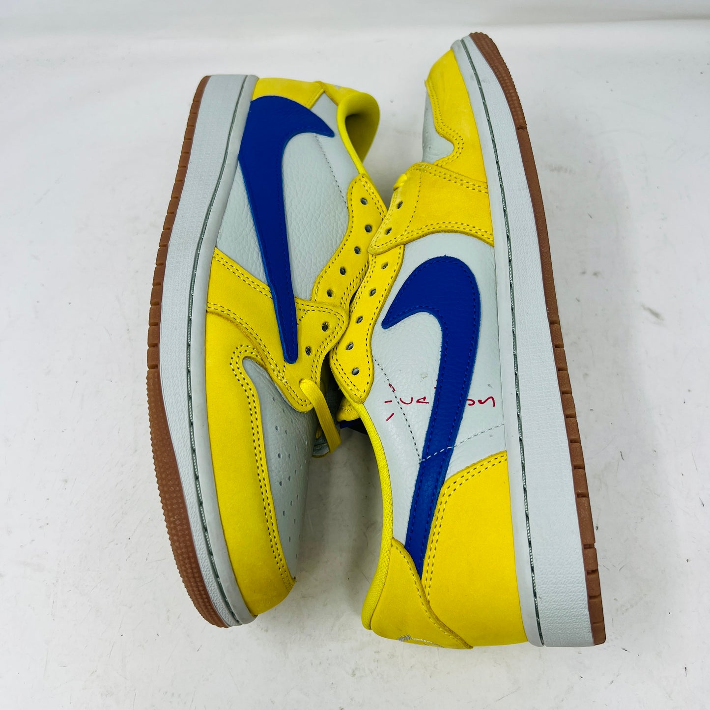 Jordan 1 Retro Low OG SP Travis Scott Canary (Women's)