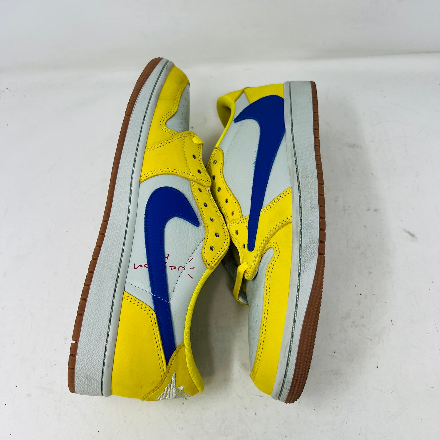 Jordan 1 Retro Low OG SP Travis Scott Canary (Women's)