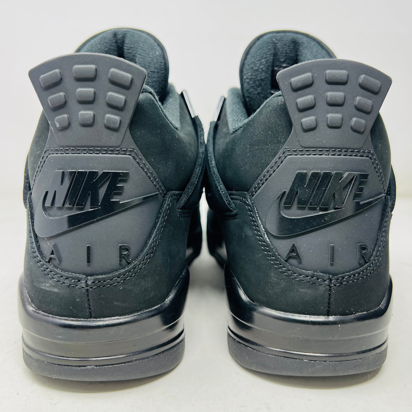 Jordan 4 Retro Black Cat (2025)