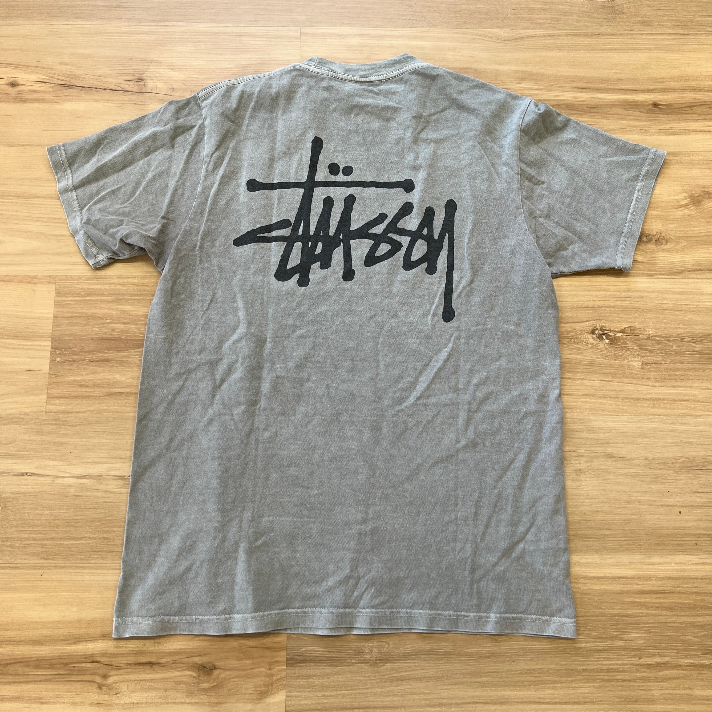 Stussy Basic Pigment Dyed Tee in grey – Holy Ground
