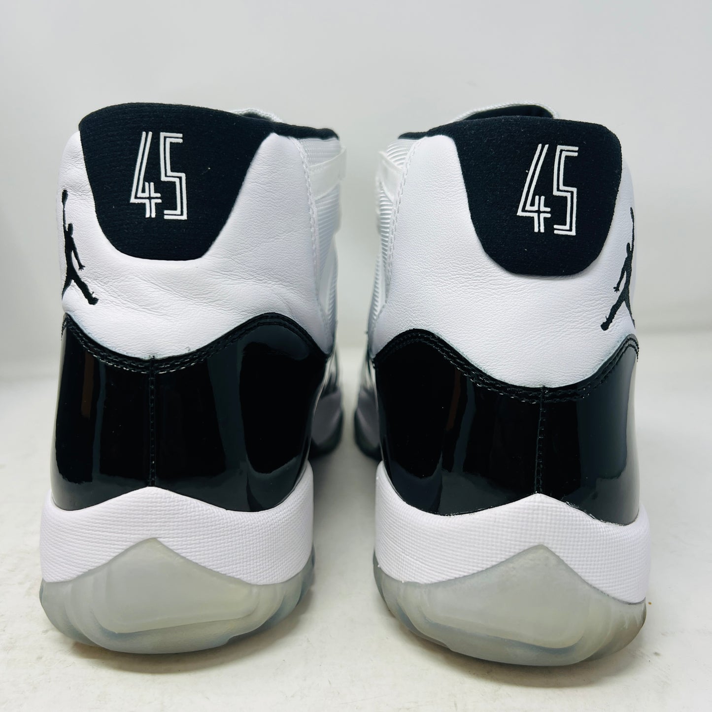 Jordan 11 Retro Concord (2018)