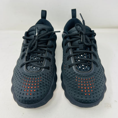 Nike Mind 002 Black Hyper Crimson