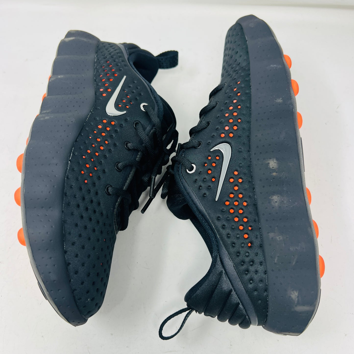 Nike Mind 002 Black Hyper Crimson