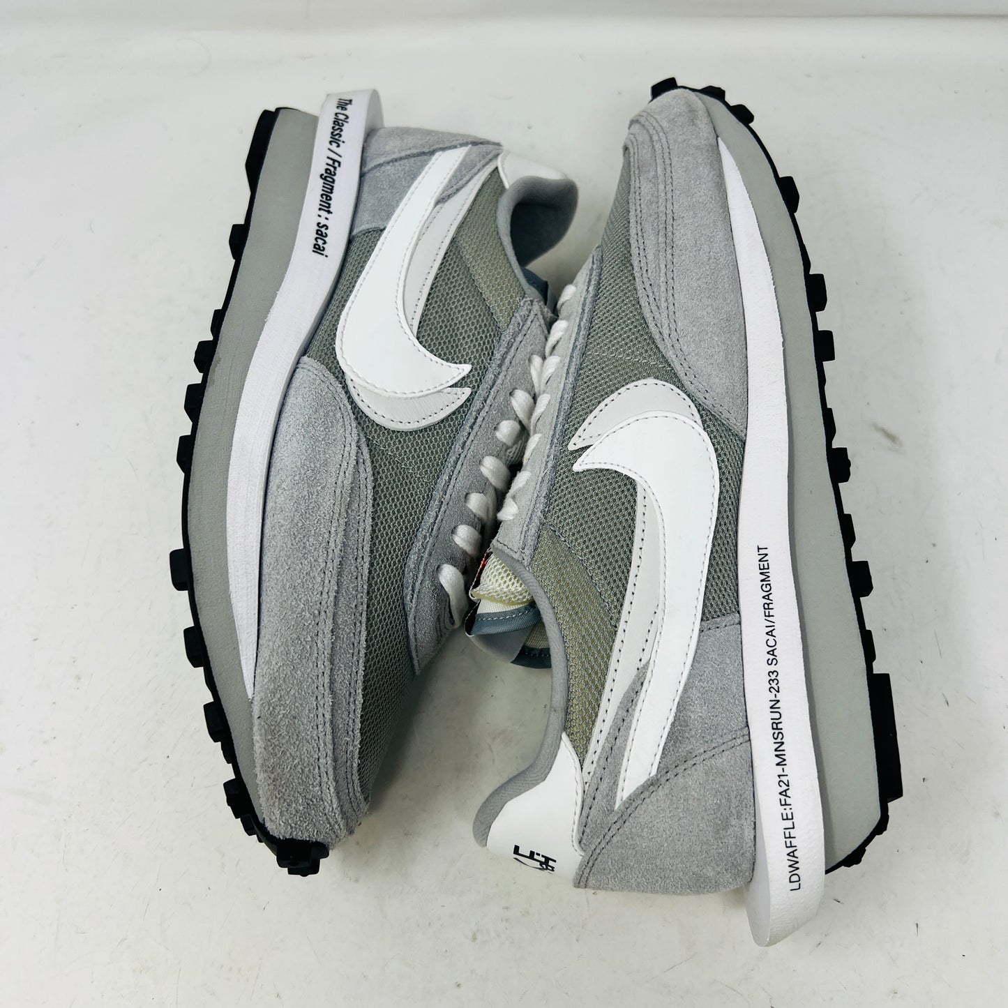 Nike LD Waffle SF sacai Fragment Grey