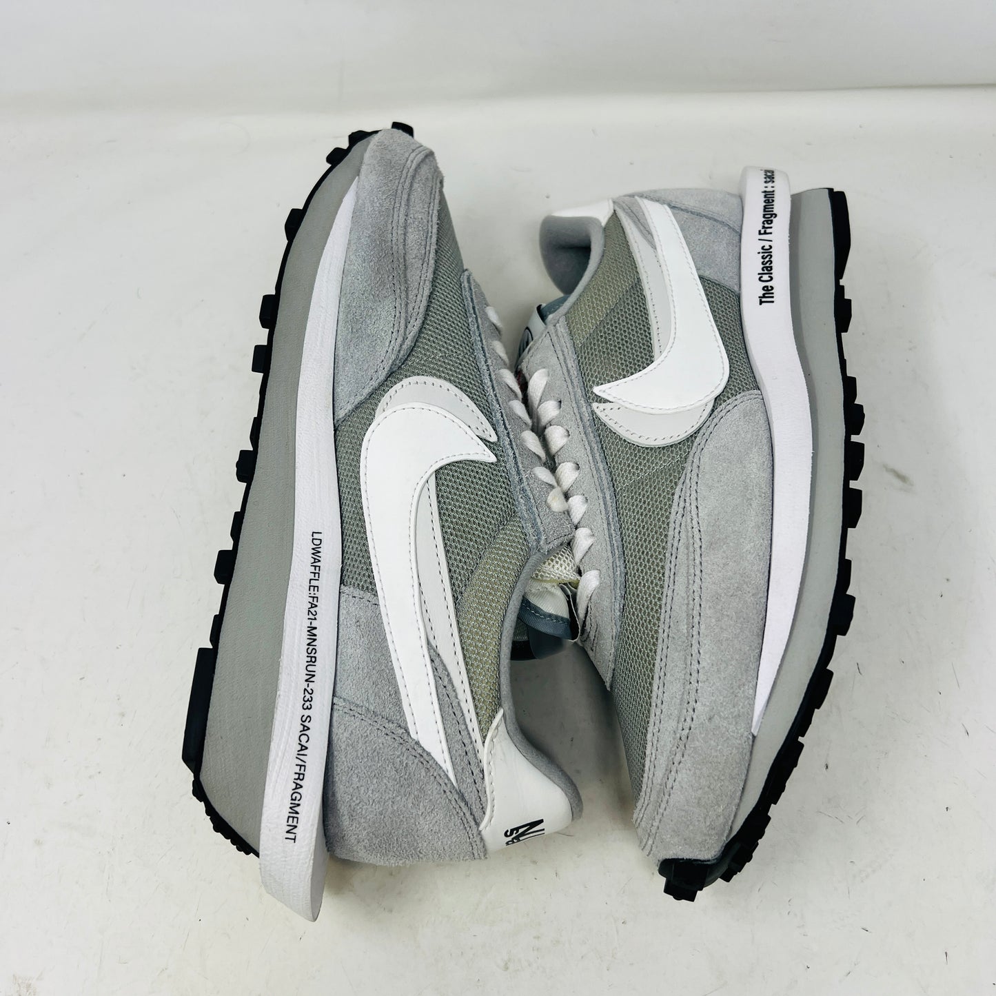 Nike LD Waffle SF sacai Fragment Grey