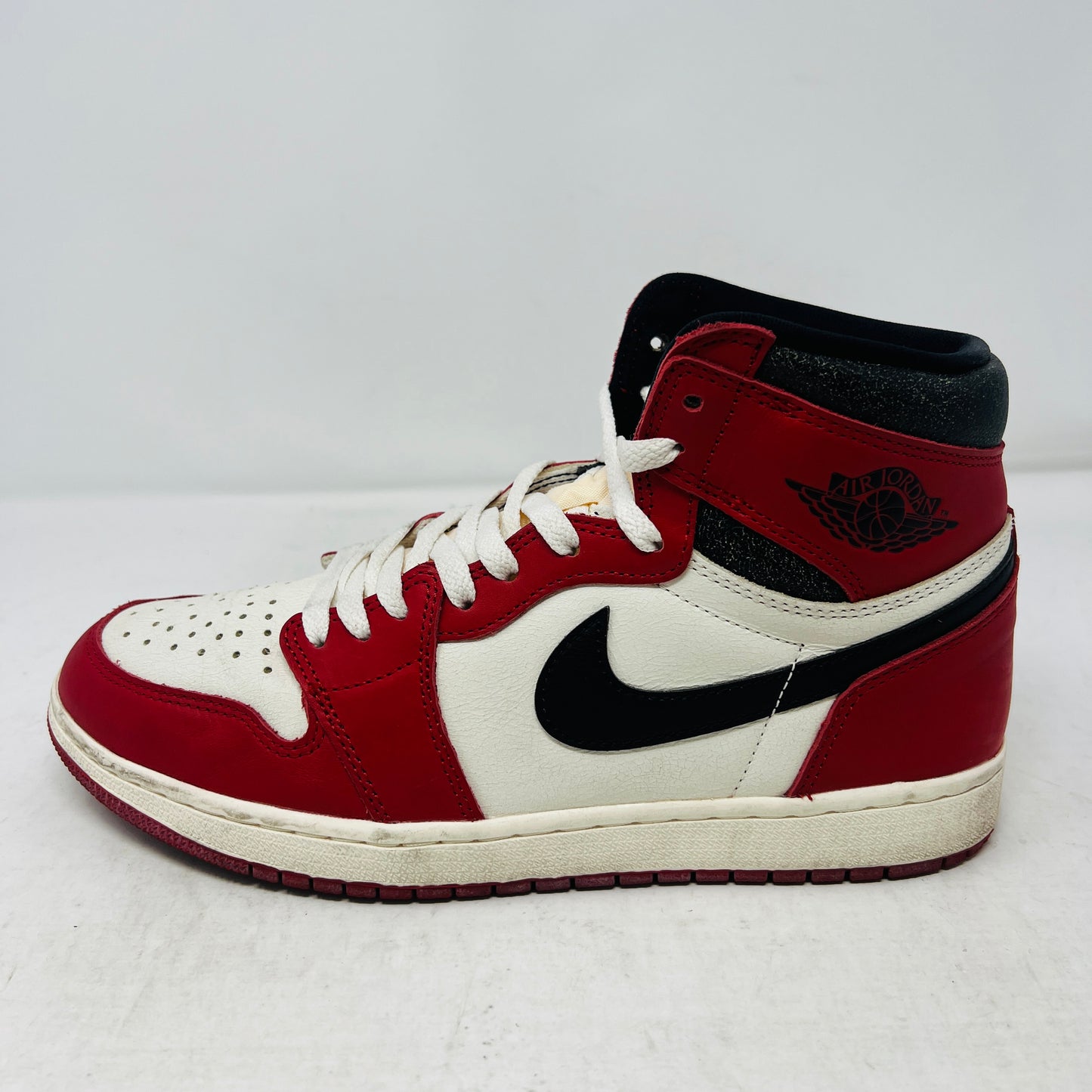 Jordan 1 Retro High OG Chicago Lost and Found