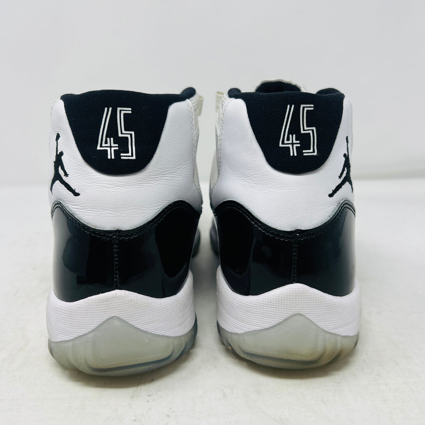 Jordan 11 Retro Concord (2018)
