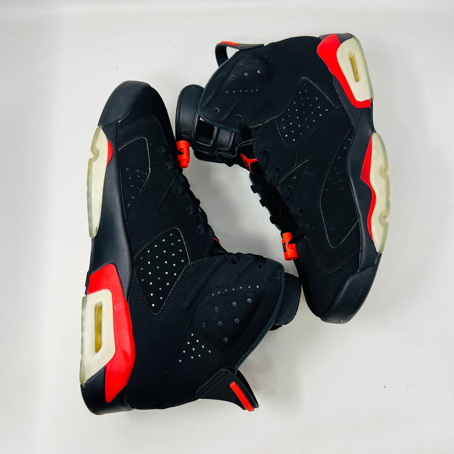 Jordan 6 Retro Black Infrared (2019)