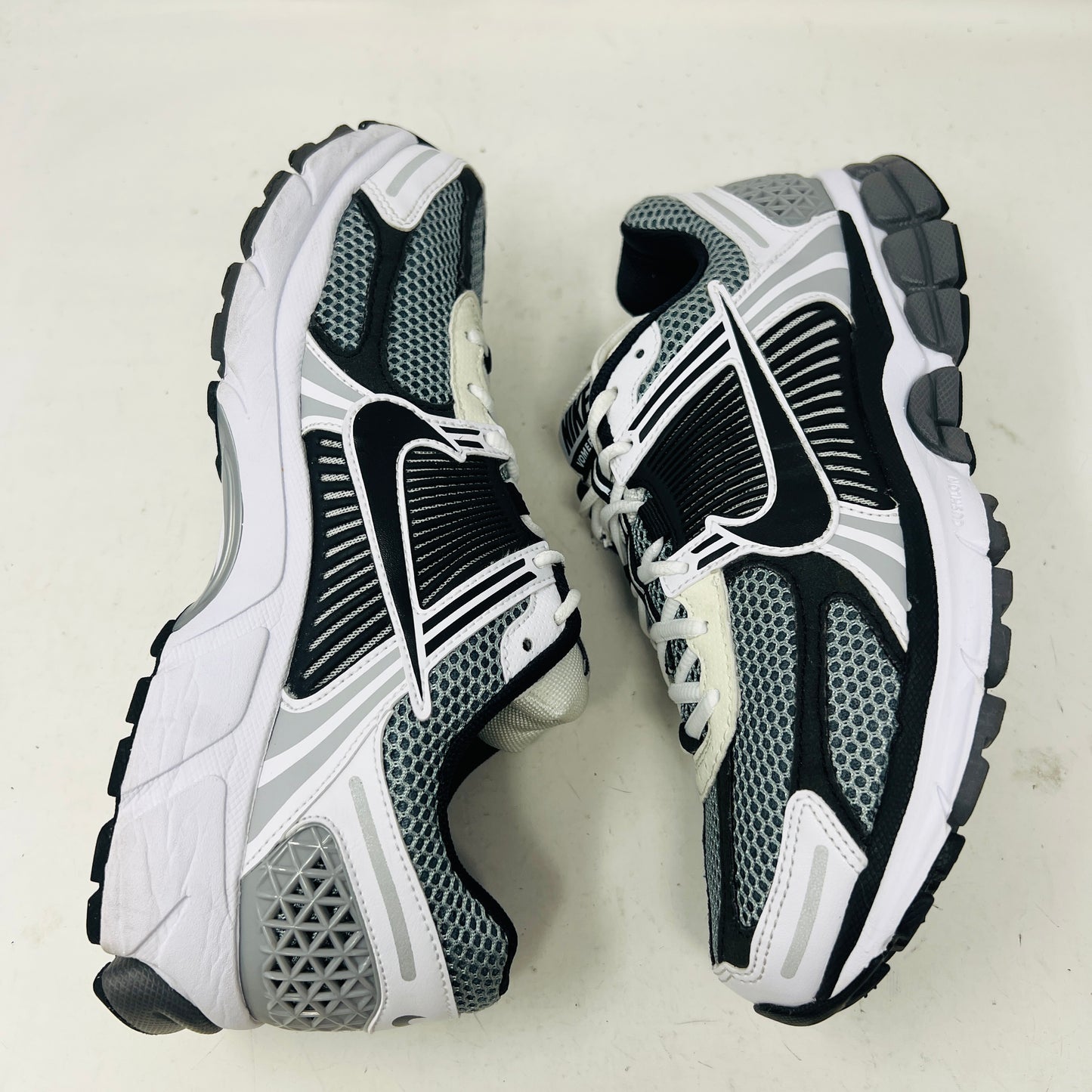 Nike Zoom Vomero 5 SE SP Dark Grey Black White
