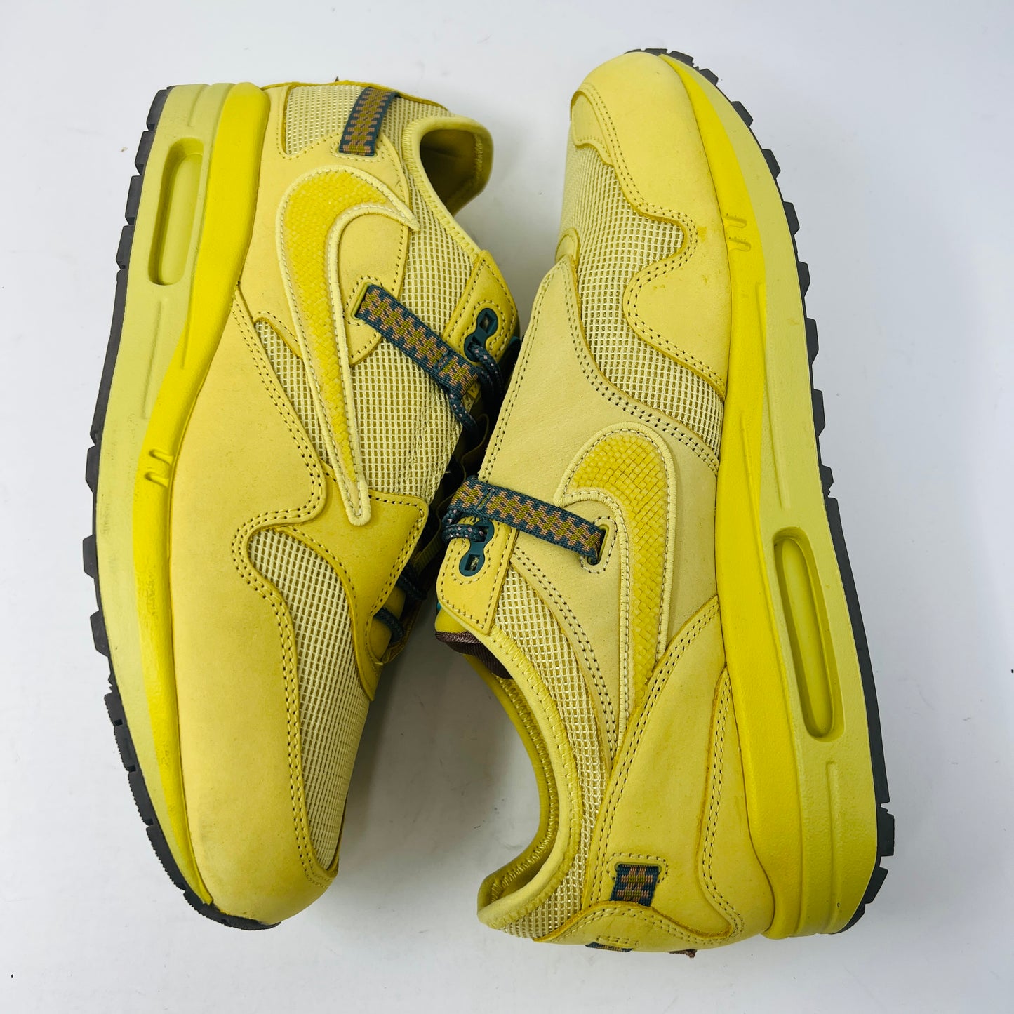 Nike Air Max 1 Travis Scott Cactus Jack Saturn Gold
