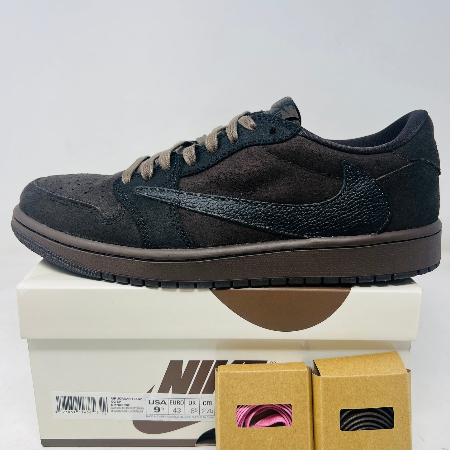 Jordan 1 Retro Low OG SP Travis Scott Velvet Brown