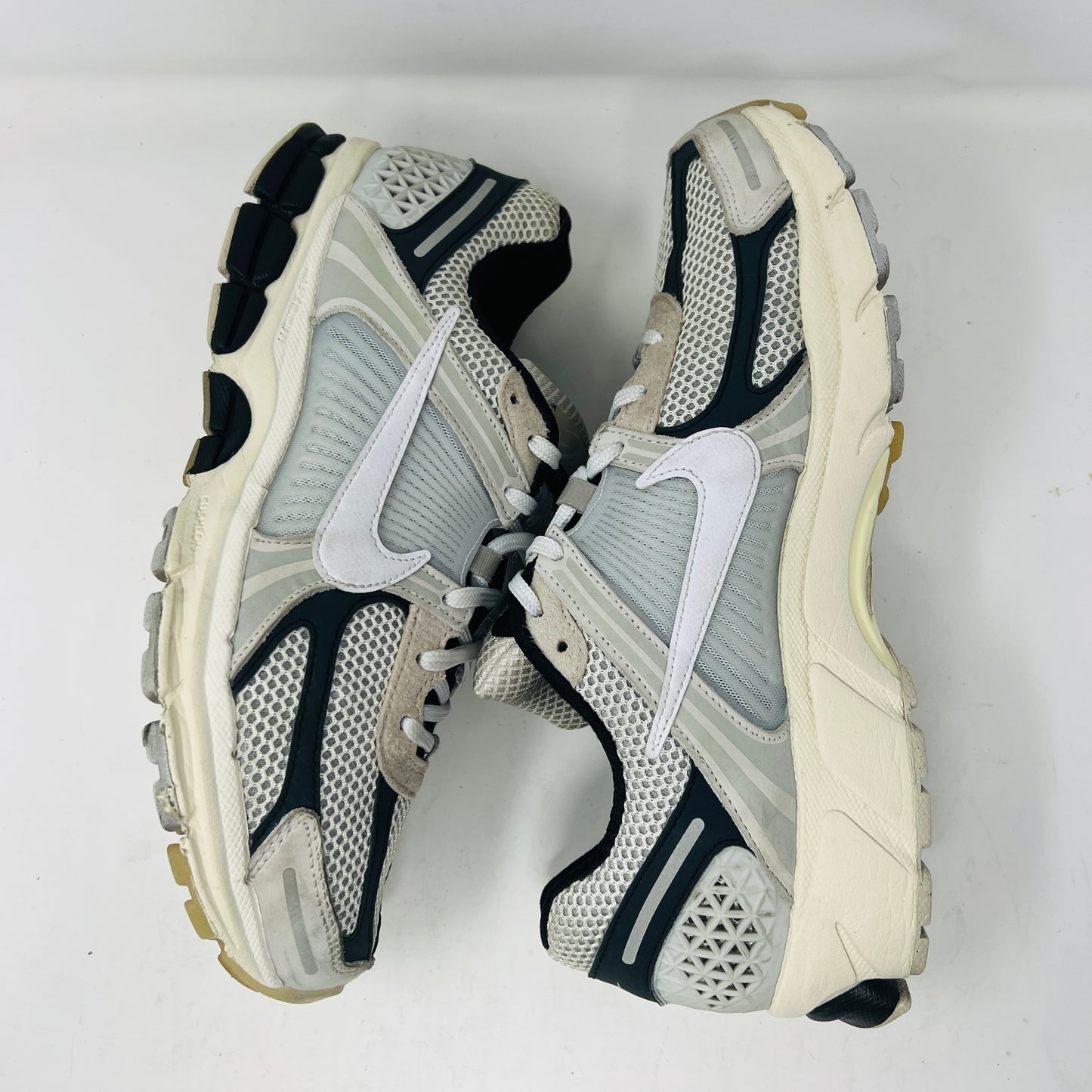 Nike Zoom Vomero 5 Supersonic Light Bone Black