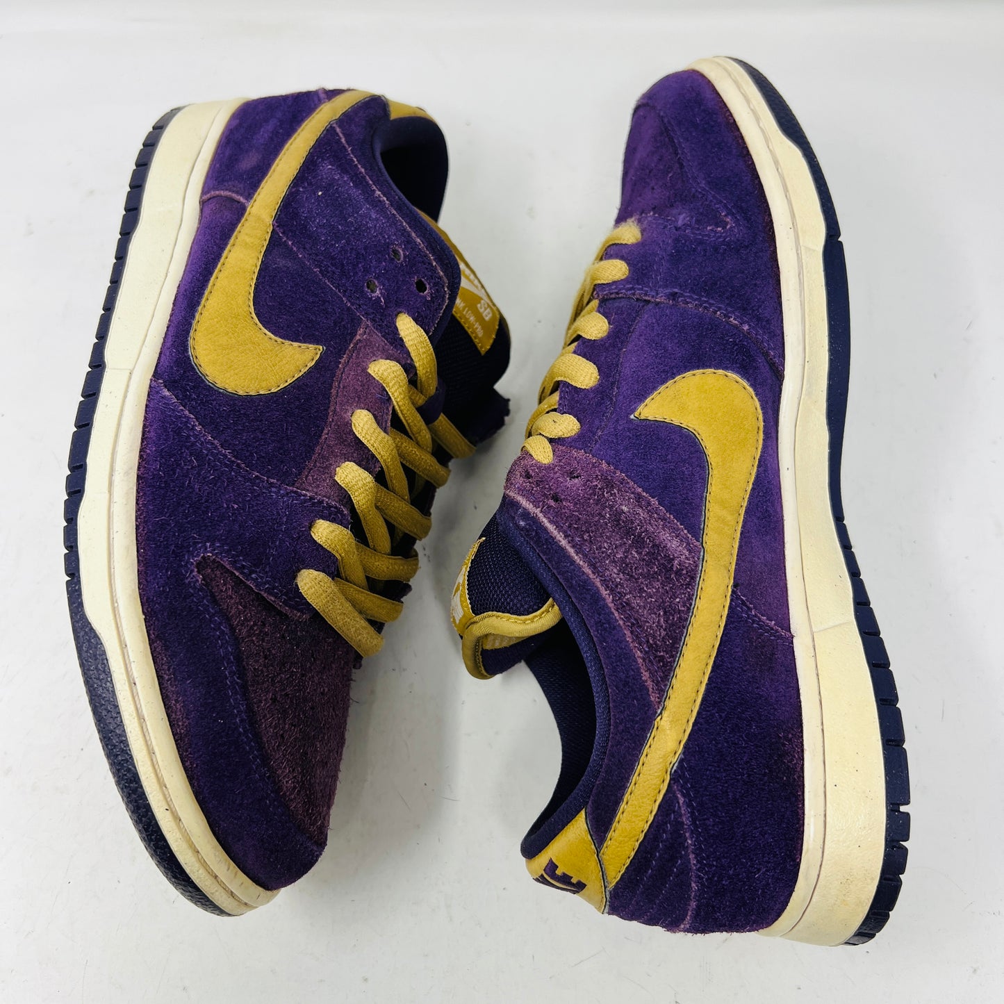 Nike SB Dunk Low Crown Royal