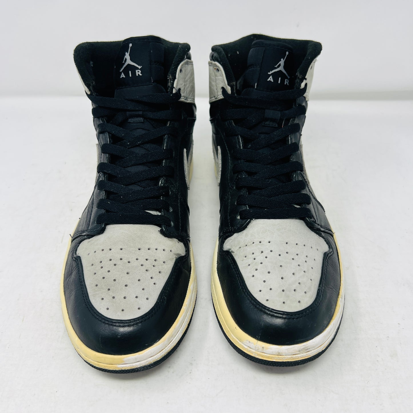 Jordan 1 Retro Shadow (2009)