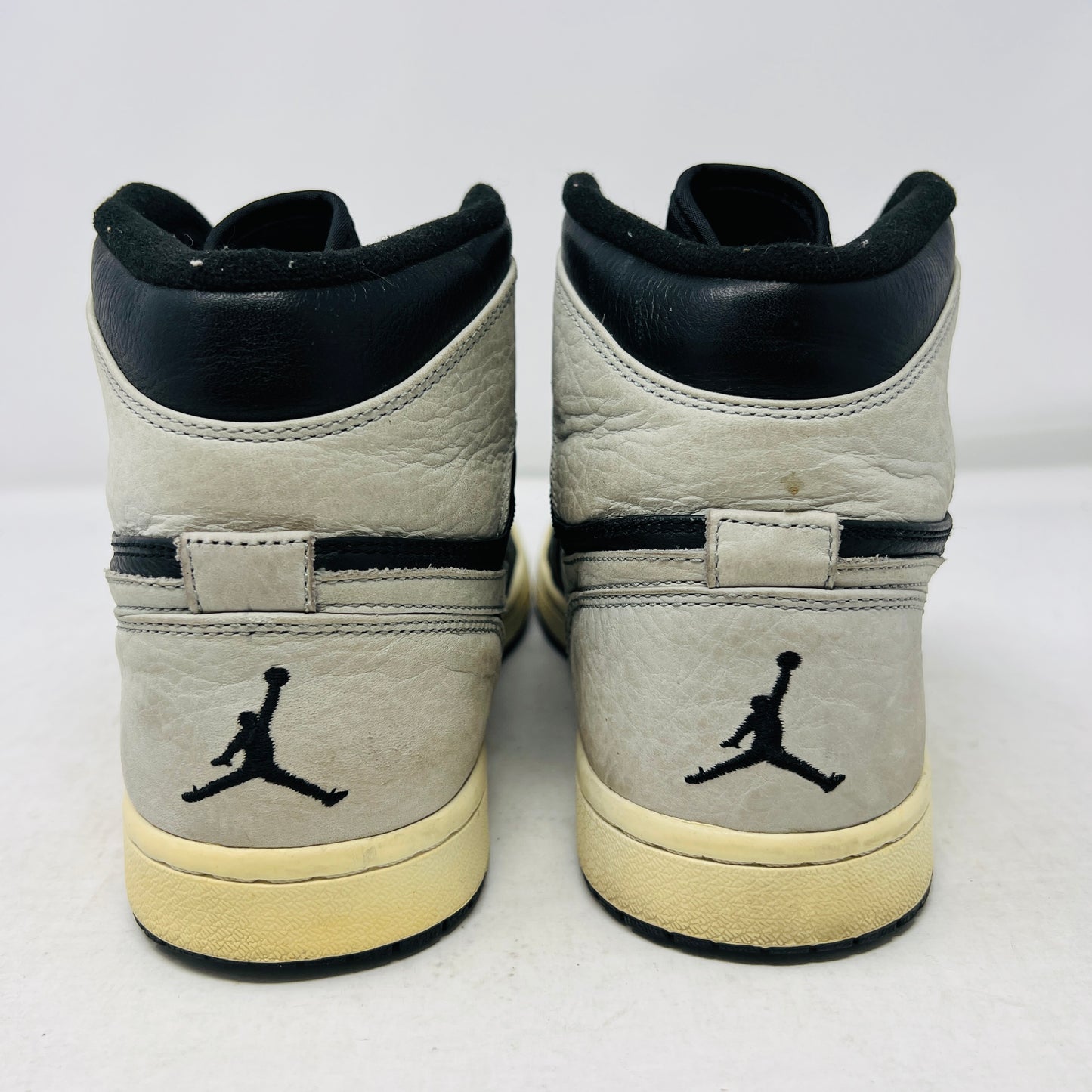 Jordan 1 Retro Shadow (2009)