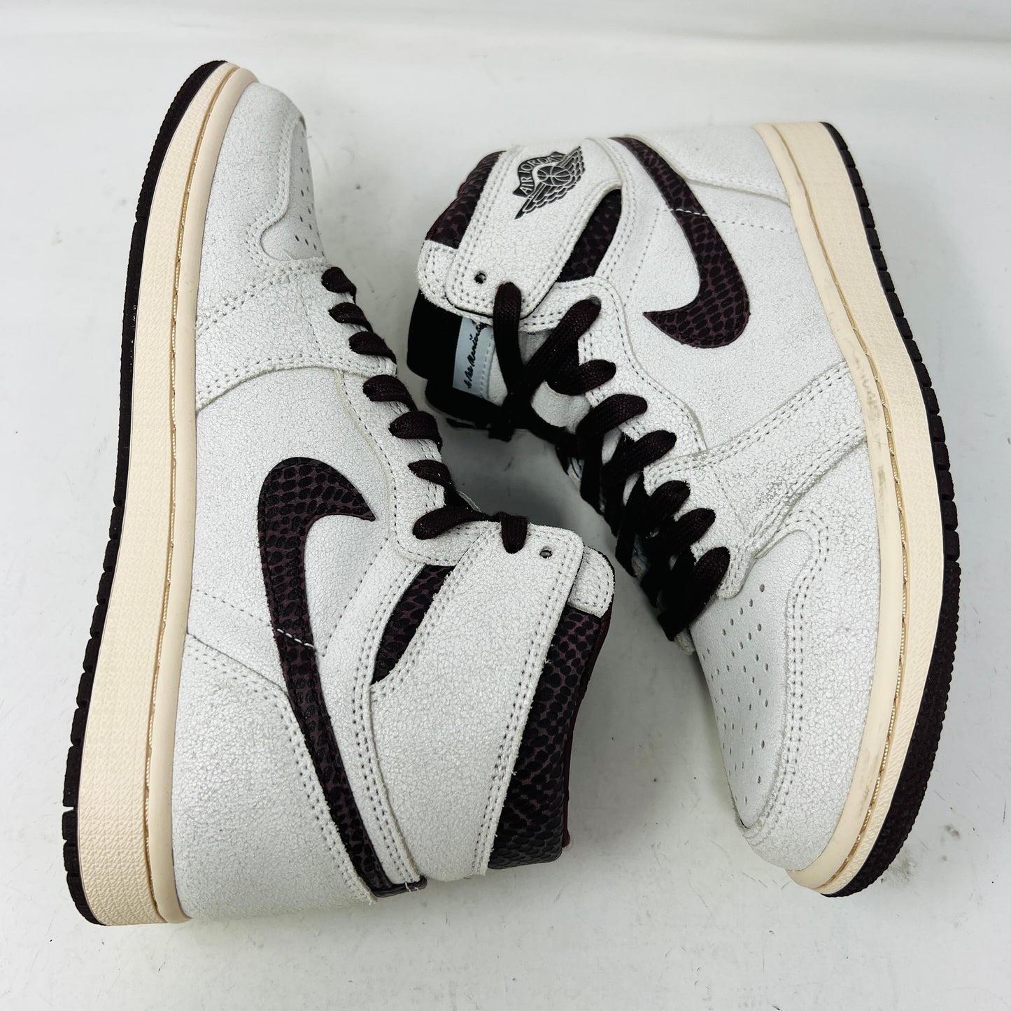 Jordan 1 Retro High OG A Ma Maniére